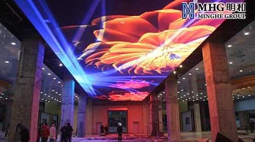 万家丽国际MALL宴会厅超大LED天幕屏